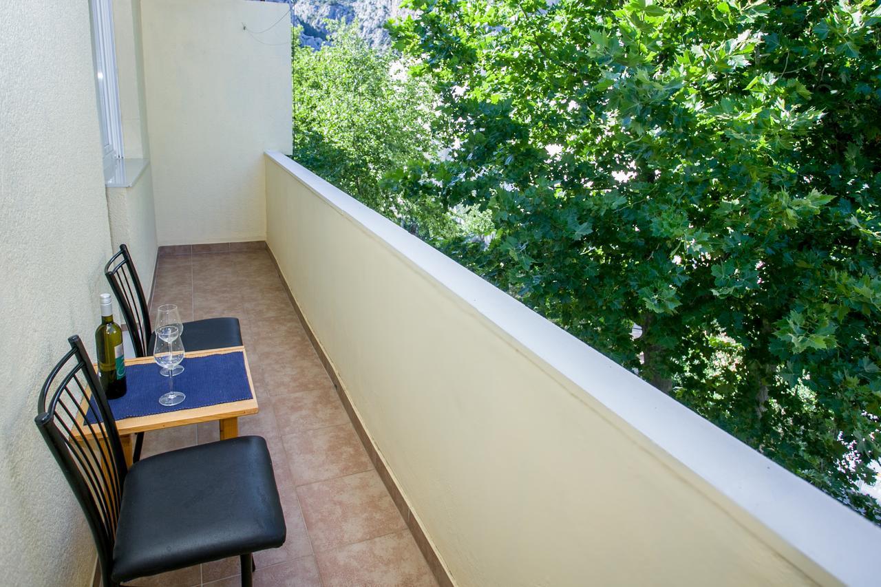 Apartment Omis Holiday エクステリア 写真