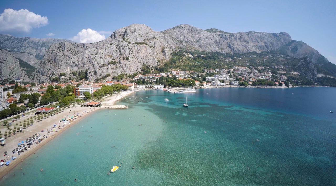 Apartment Omis Holiday エクステリア 写真